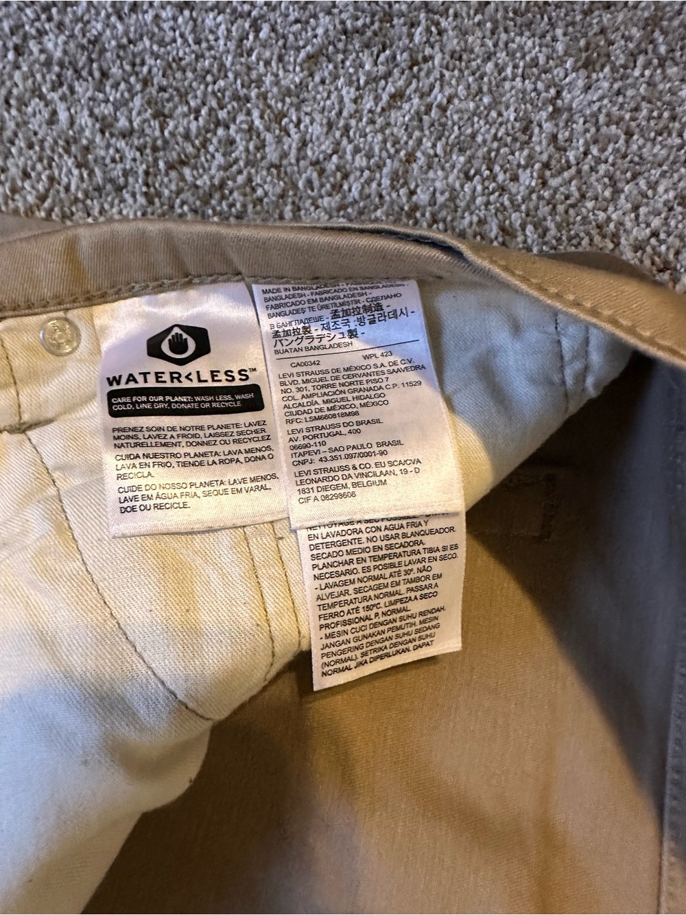 Levi's Men's Chinos in Olive Tan - Picture 3 of 6